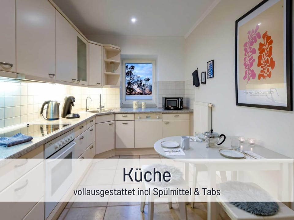 Kitchen or kitchenette, kitchen