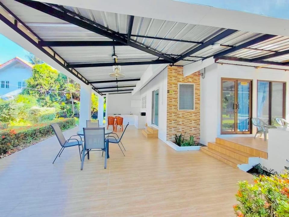 Baan Golden Resort & Residences Resort in Prachuap Khiri Khan, Thailand