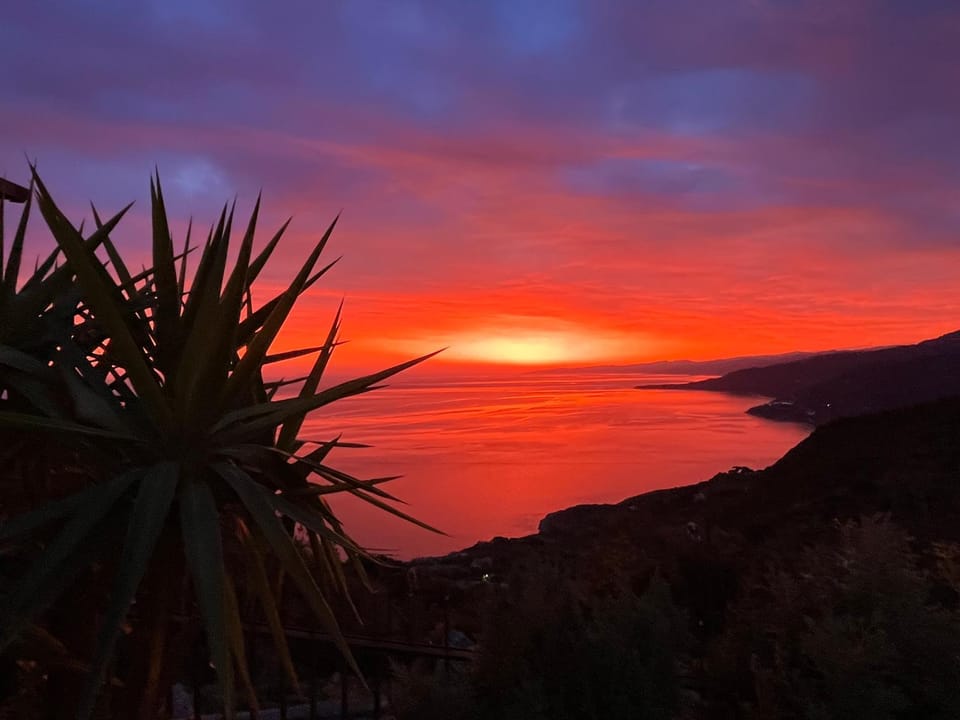 B&B Roomantic & Piscina Idromassaggio Bed and Breakfast in Cefalu