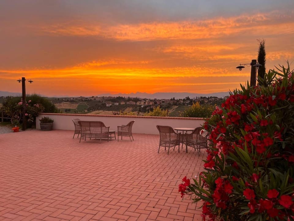 Natural landscape, Balcony/Terrace, Sunset