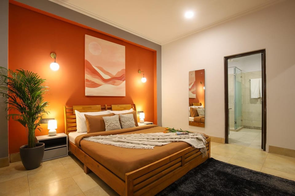 Bed, Photo of the whole room, Decorative detail, Bedroom