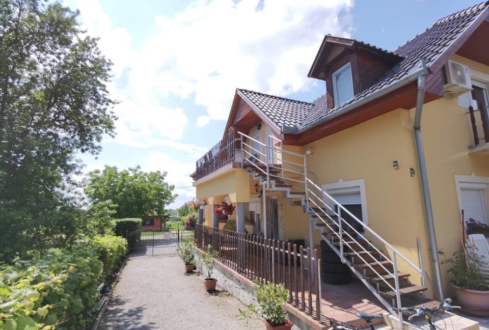Beni Haus Apartment in Hungary