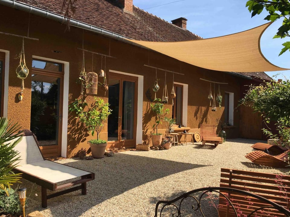 Massages du Monde House in Centre-Val de Loire