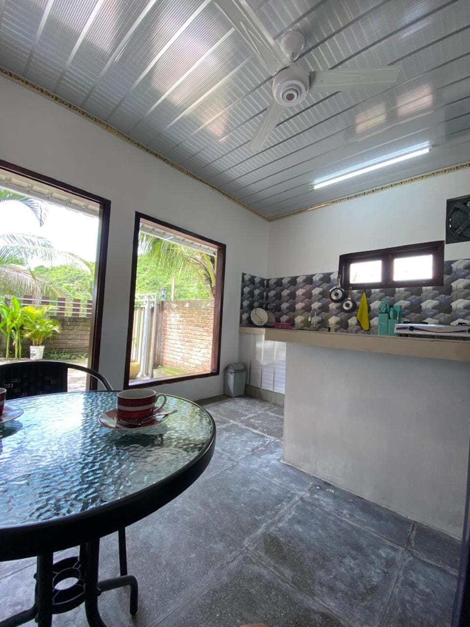 Bale Baleku Homestay Bed and Breakfast in Pujut
