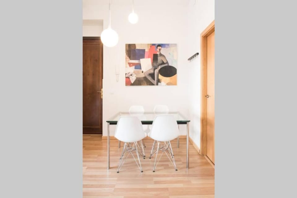 POP ART Valvanera 2 A Apartment in Seville