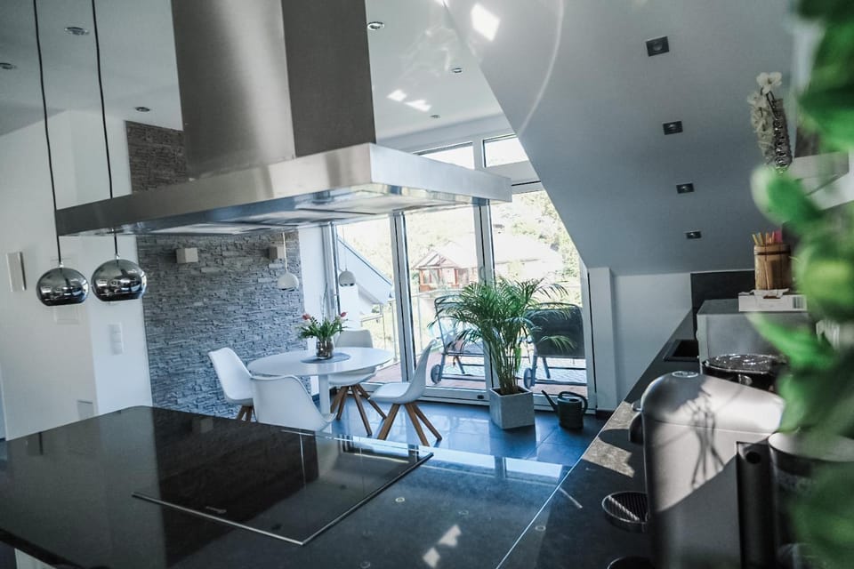 Modern Loft/Apartment near Bonn DTAG/DHL/UN Apartment in Königswinter