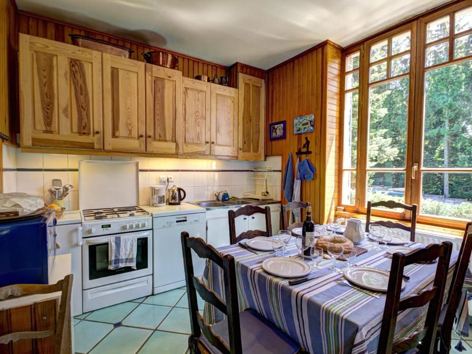 Chalet familial spacieux avec sauna au cœur du Bessat - FR-1-496-24 House in Auvergne-Rhône-Alpes