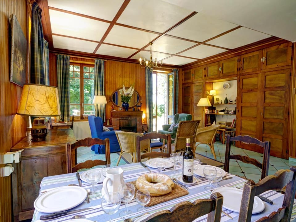 Chalet familial spacieux avec sauna au cœur du Bessat - FR-1-496-24 House in Auvergne-Rhône-Alpes