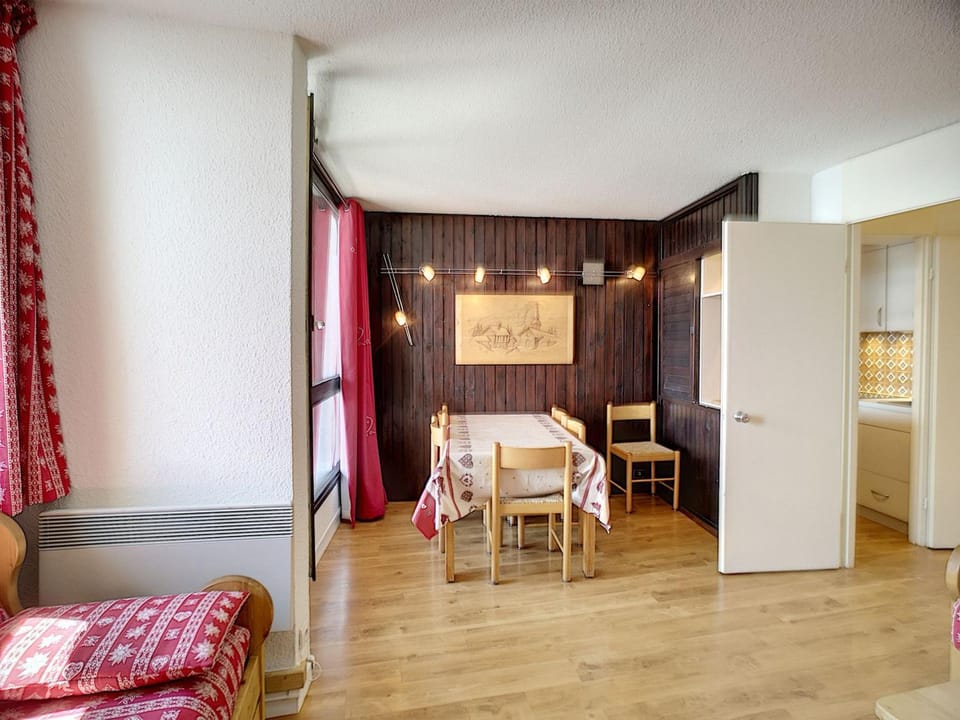 2 pièces rénové, au pied des pistes, pour 6 pers, Les Menuires - FR-1-178-59 Apartment in Les Allues