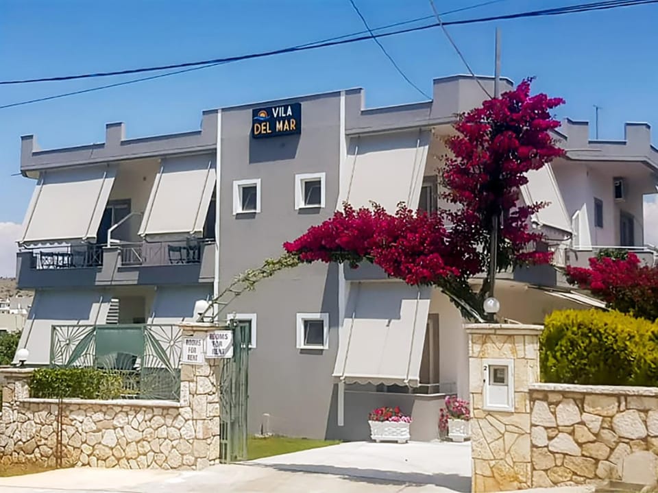 Vila del Mar Apartment hotel in Ksamil