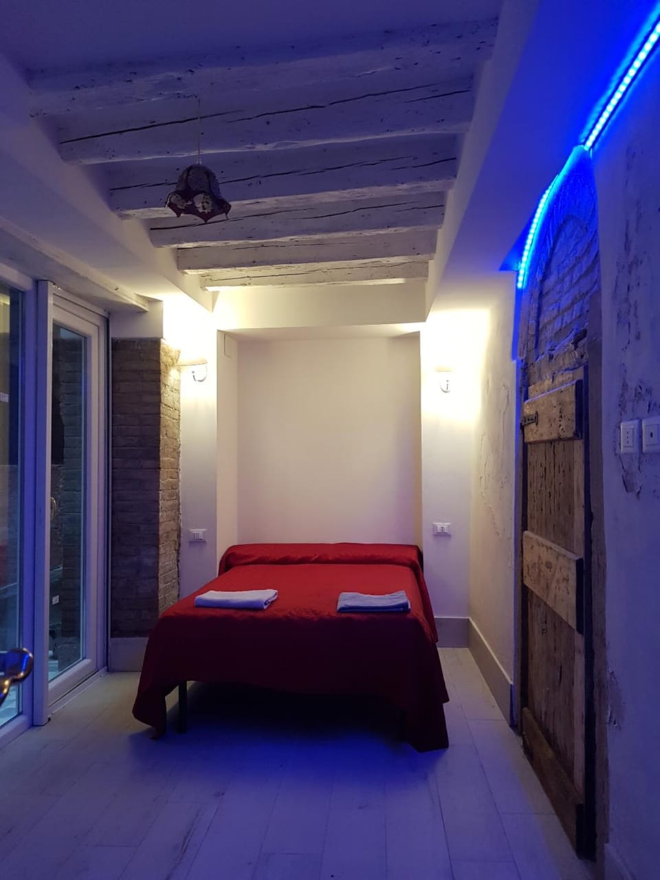 the secret garden in the very heart of Venice Apartment in Venice