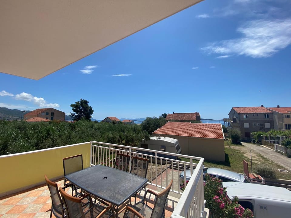 Patio, Balcony/Terrace