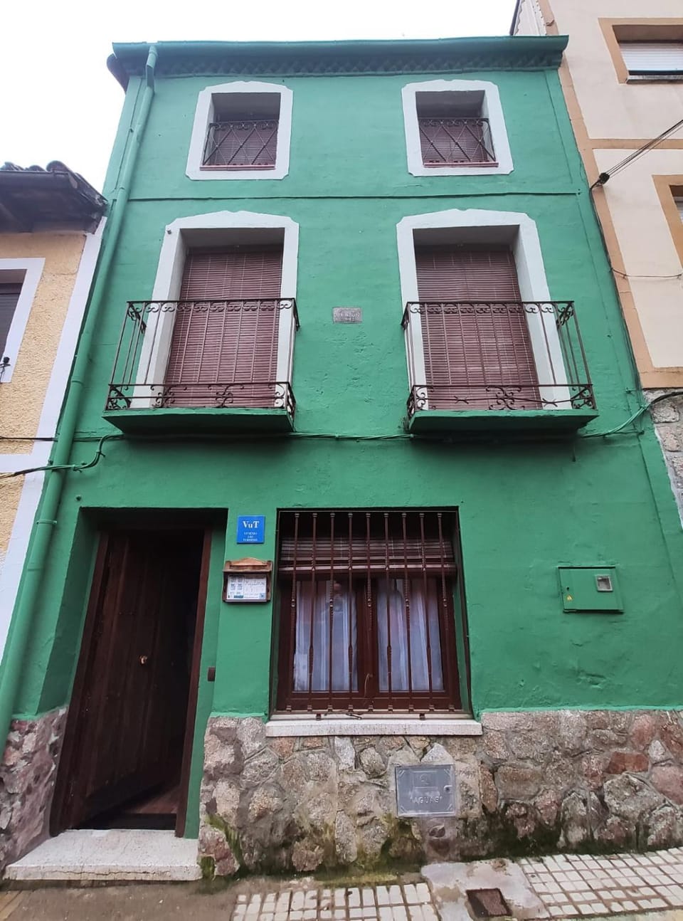 Facade/entrance