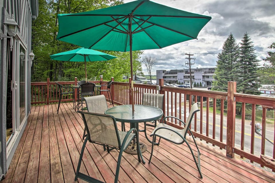 Charming Laconia Home w/ Deck: Walk to Lake! House in Laconia