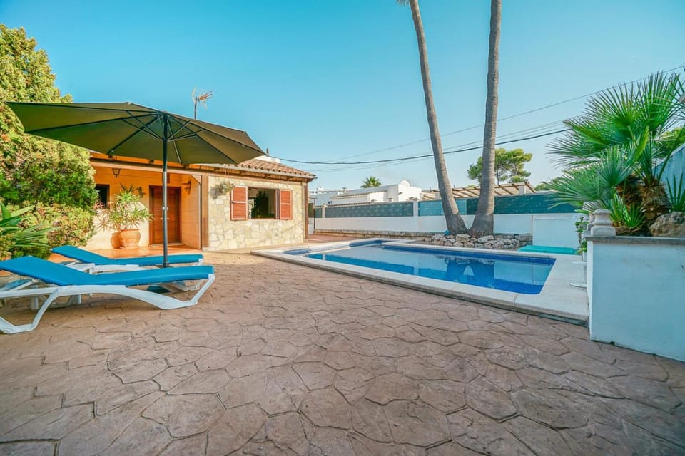 Patio, Swimming pool