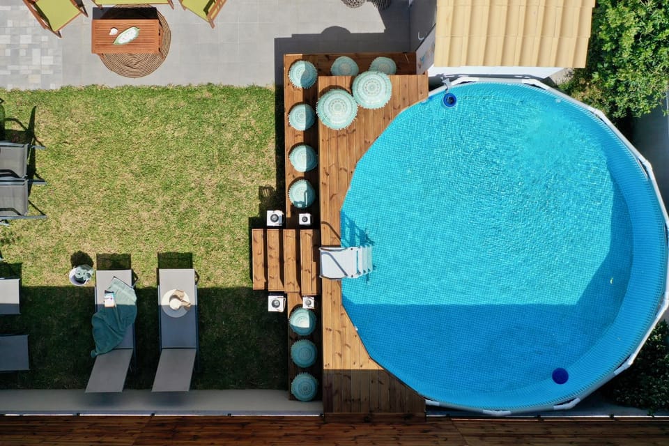 Garden, Swimming pool, sunbed