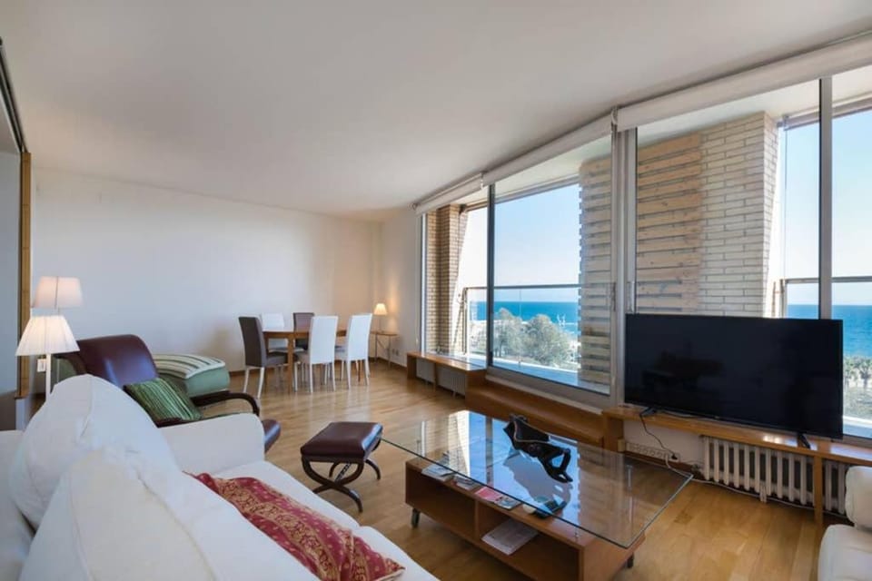 TV and multimedia, Living room, Seating area, Sea view