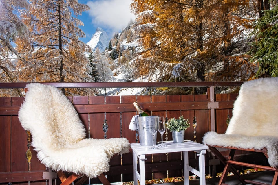 Penthouse Zen Zermatt, 100m from Ski Lift and Piste Apartment in Zermatt