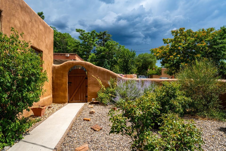 Property building, Facade/entrance, Natural landscape, Garden
