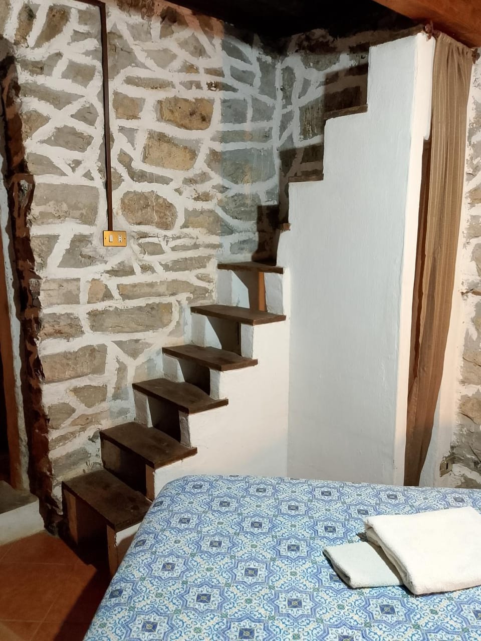 Medieval Village Rural B&B Bed and Breakfast in Liguria