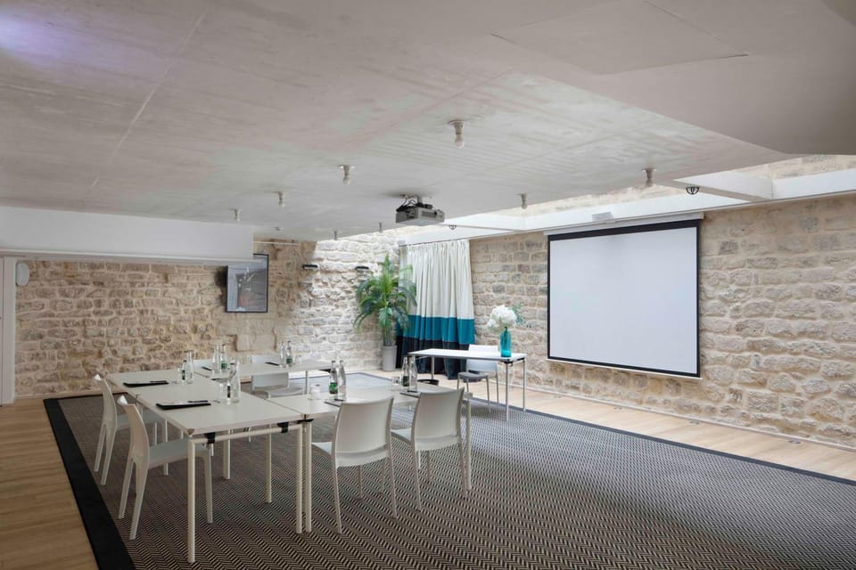 Business facilities, Meeting/conference room