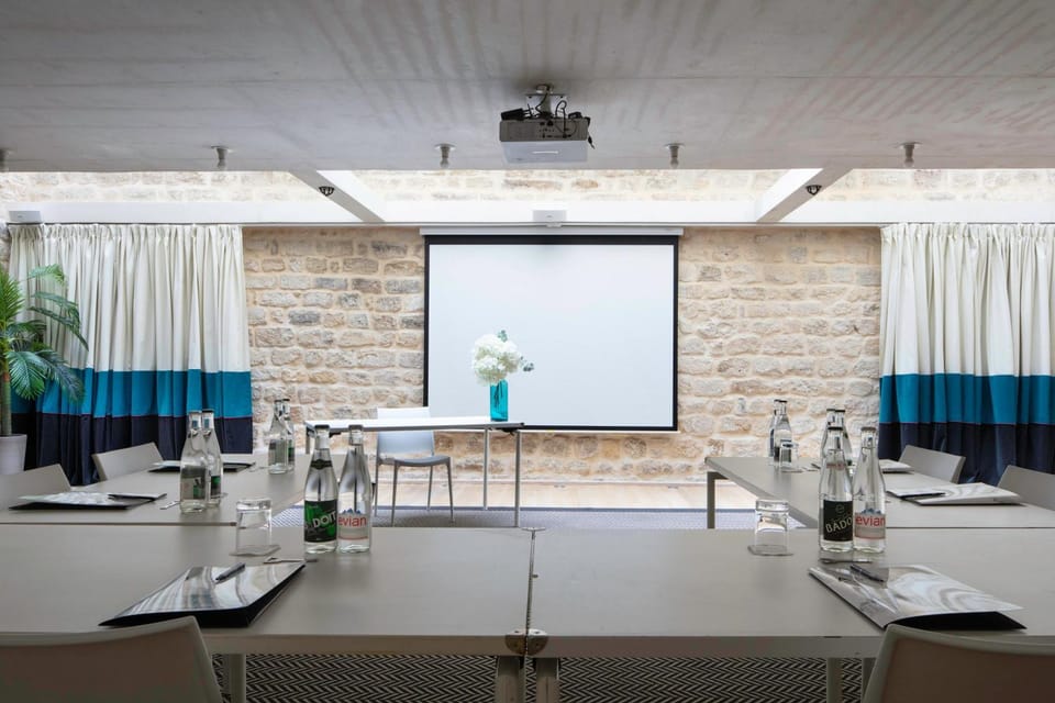 Place of worship, Meeting/conference room