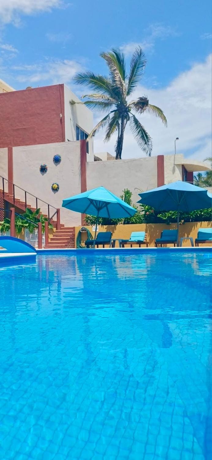 Property building, Swimming pool