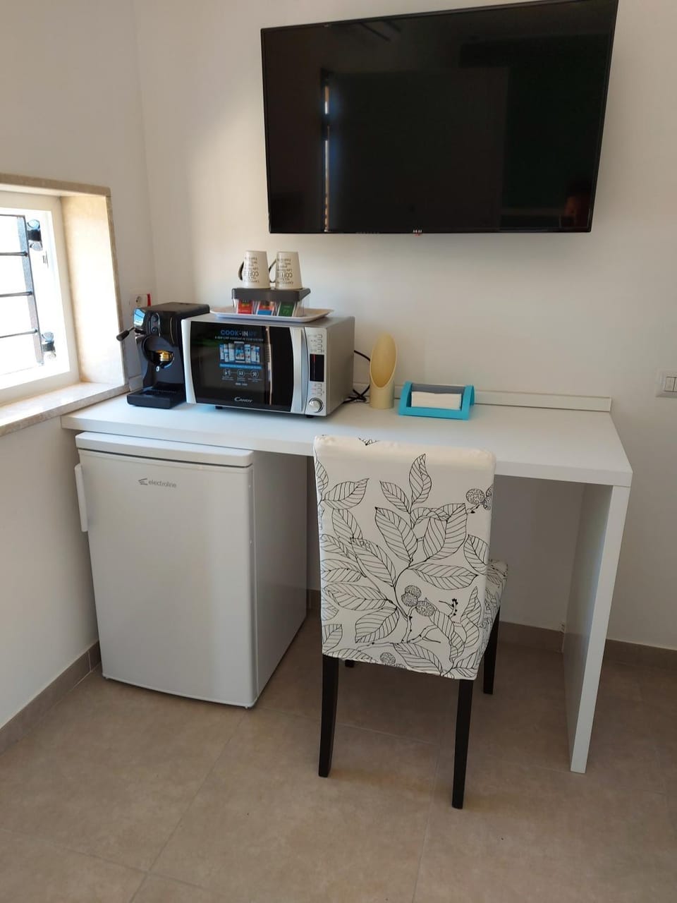 TV and multimedia, Coffee/tea facilities, Breakfast, microwave