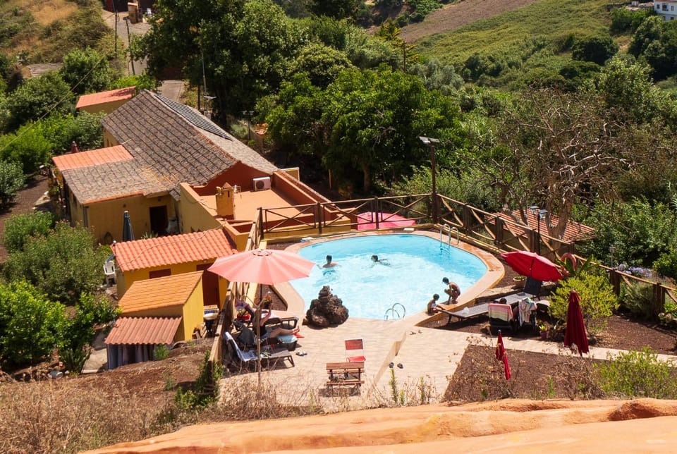Pool view, Swimming pool, sunbed