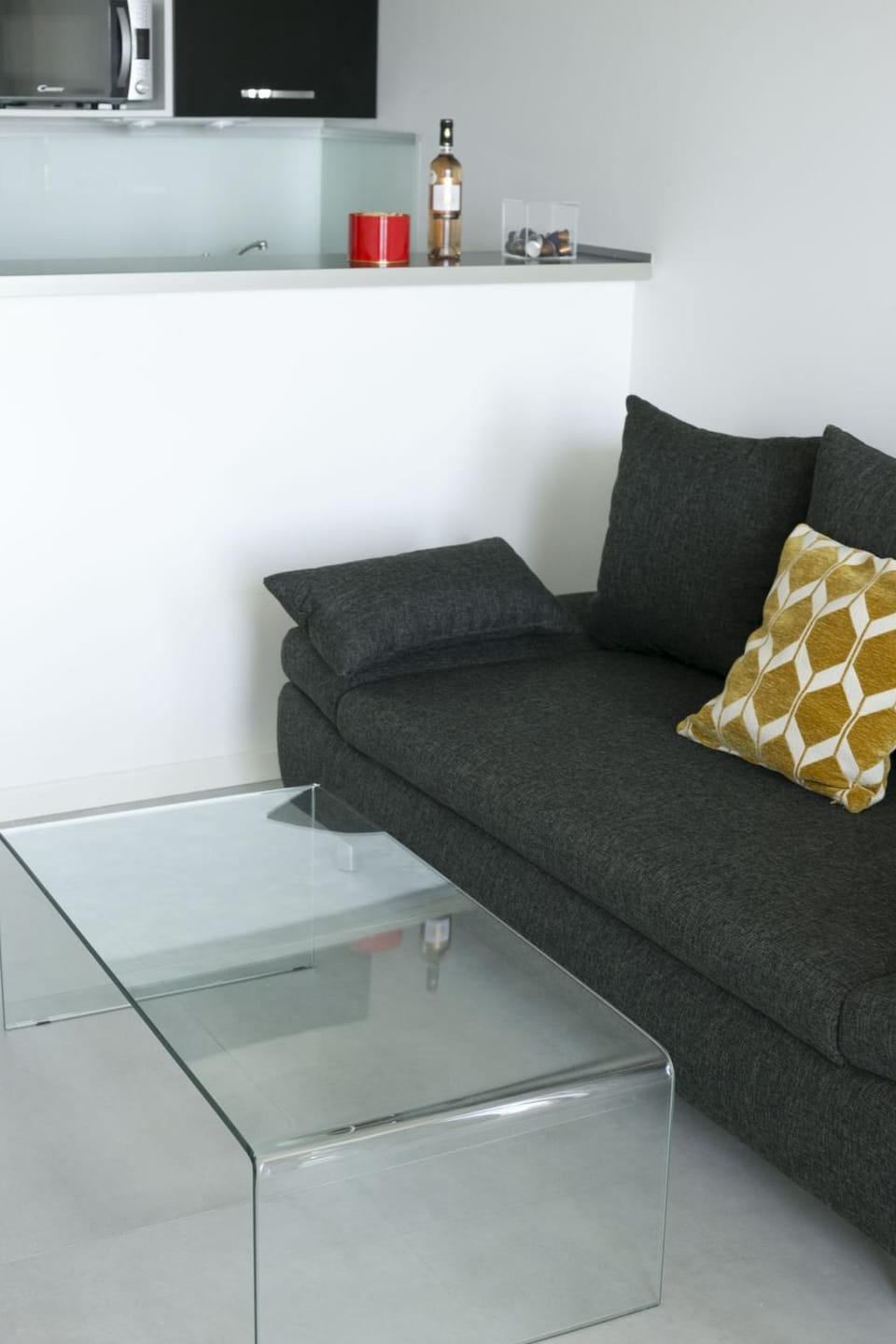 Kitchen or kitchenette, Living room
