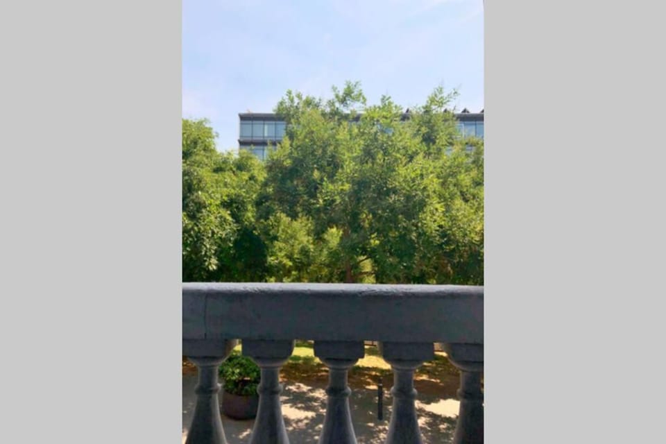 2 BEDROOM APARTMENT SANTS Apartment in Barcelona