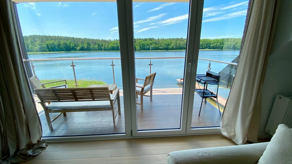 Balcony/Terrace, Lake view