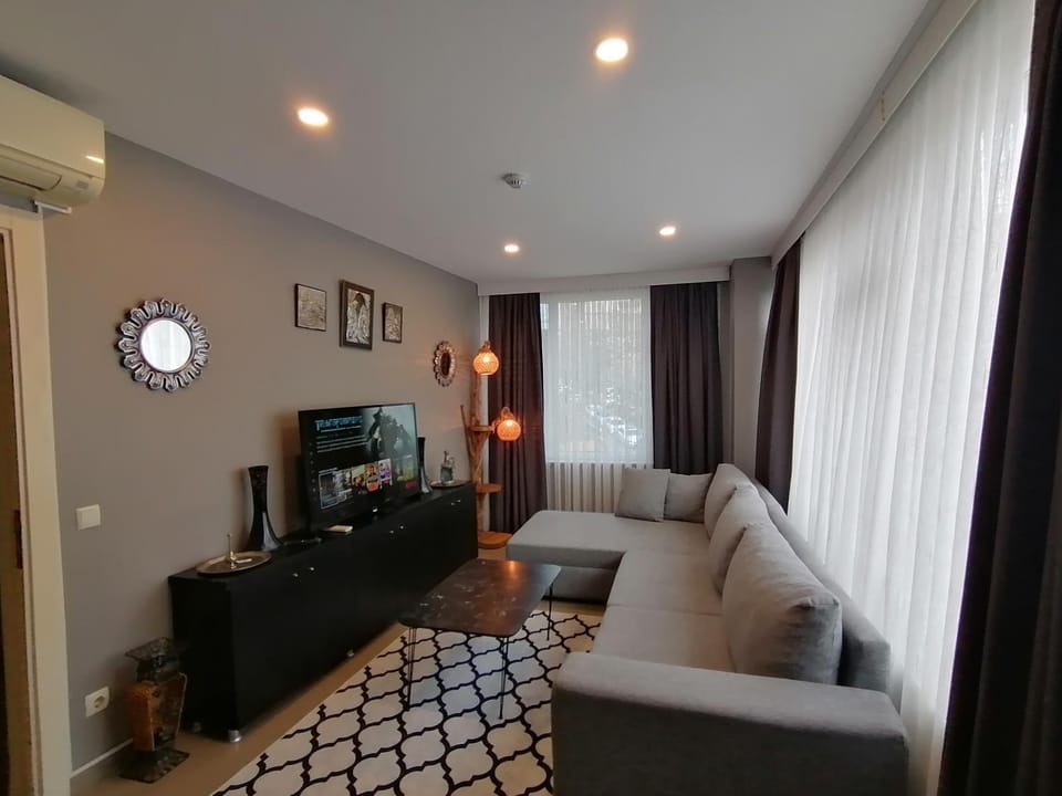 TV and multimedia, Living room, Seating area