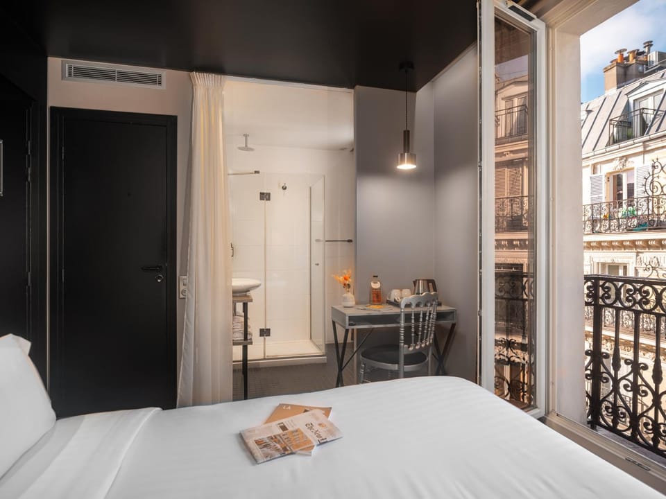 Bed, Coffee/tea facilities, Photo of the whole room, Bedroom, City view