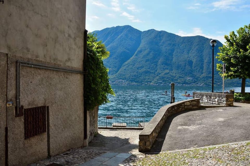 Rocks apartment Colonno House in Tremezzina