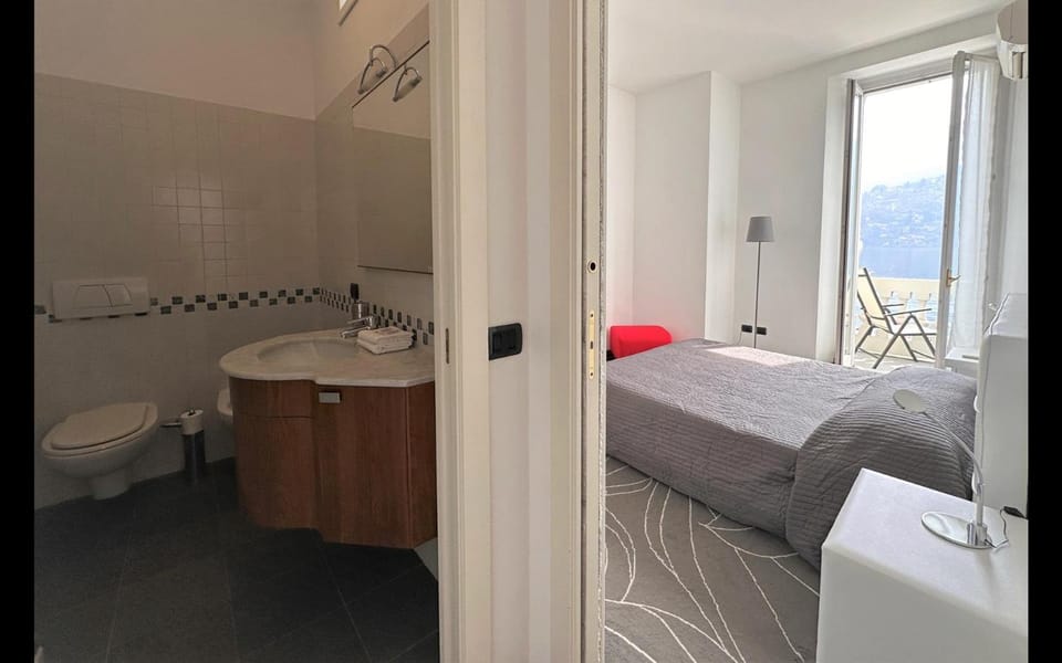 Larius Apartment Carate Urio Apartment in Laglio