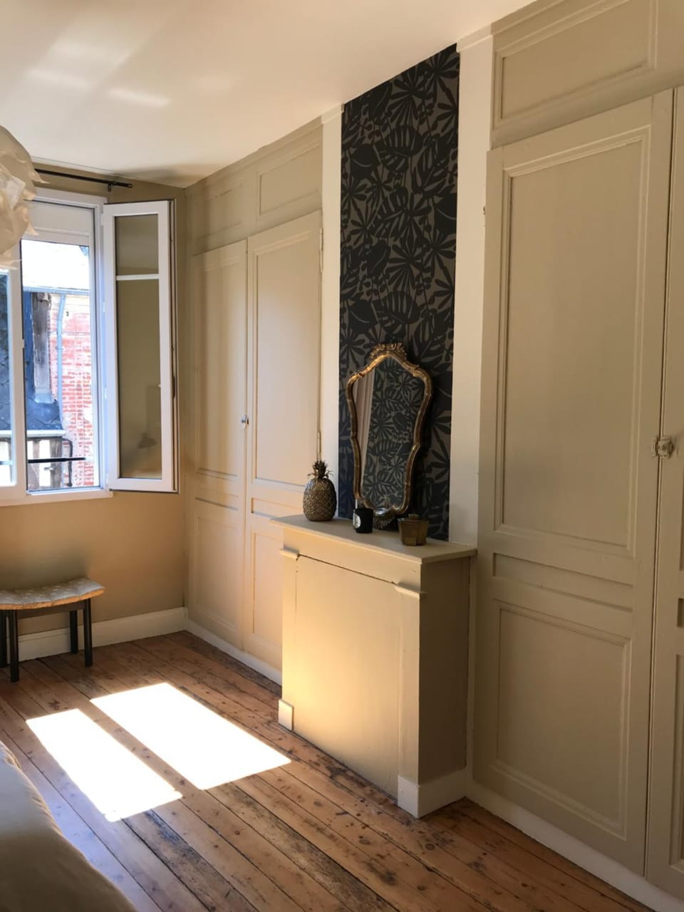wardrobe