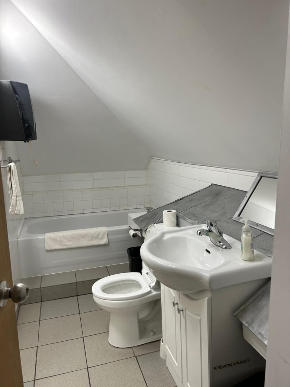 Toilet, Bathroom, Bath