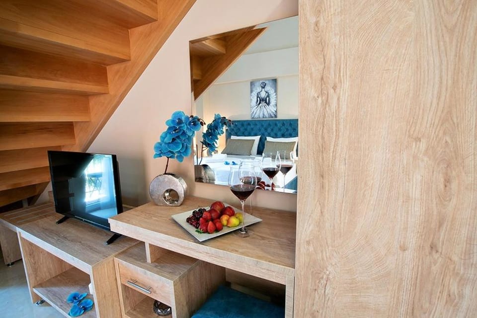 Valery Apartments Hotel in Halkidiki