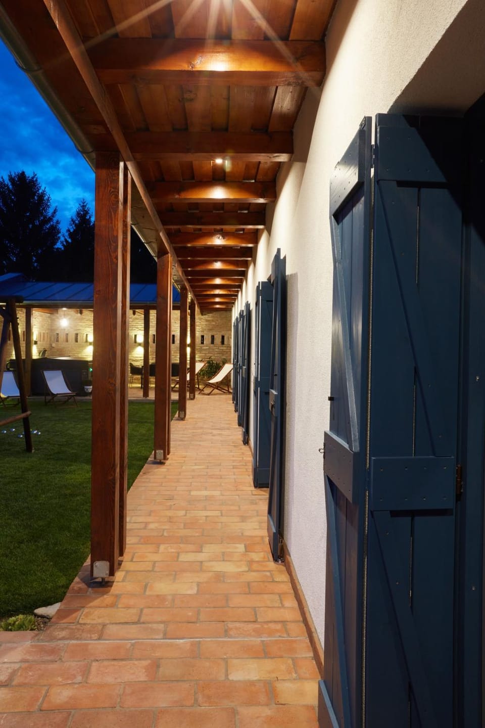 Property building, Facade/entrance