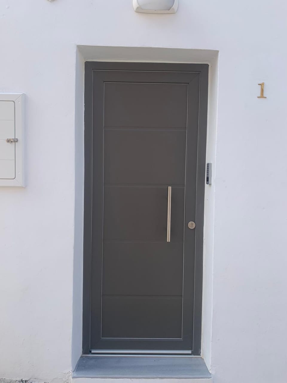 Property building, Facade/entrance