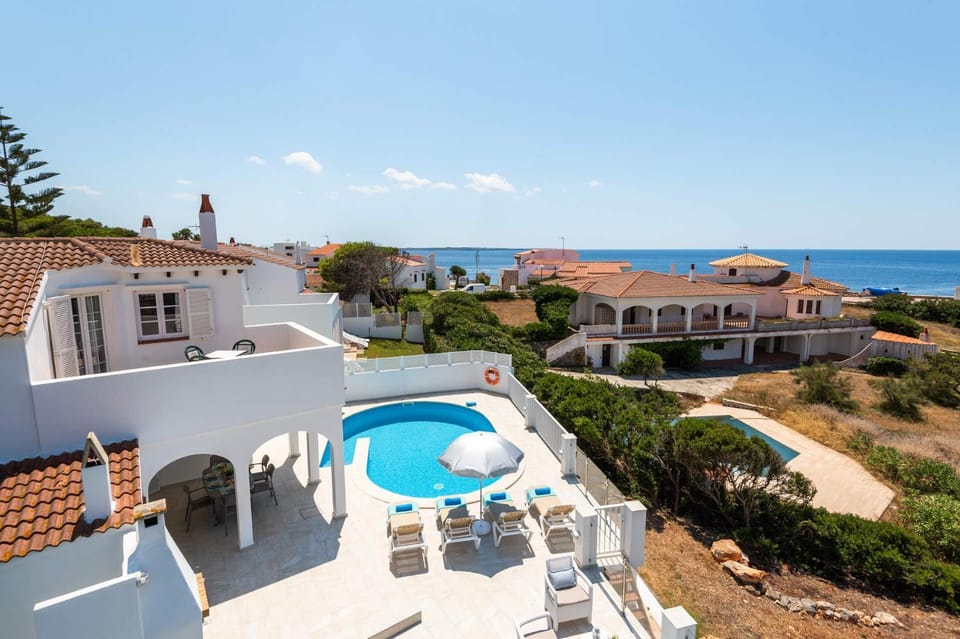 Off site, Bird's eye view, Pool view