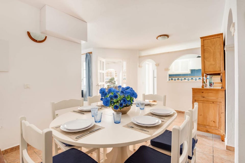 Dining area, On site