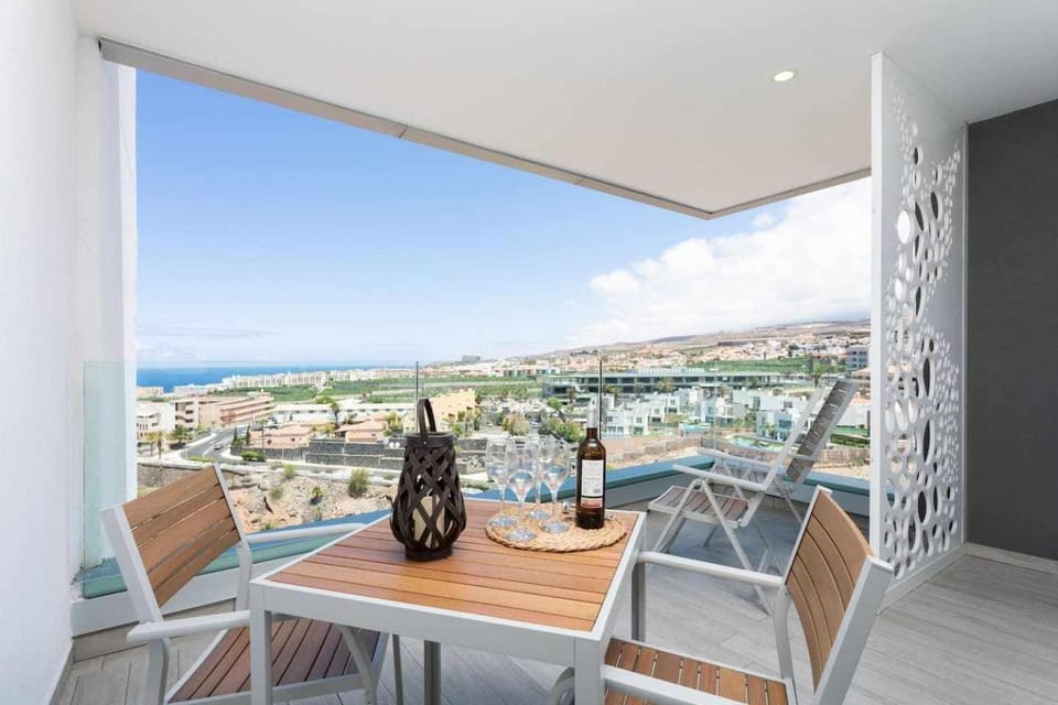Ocean Garden Suite 004 con vistas al mar Apartment in Canary Islands