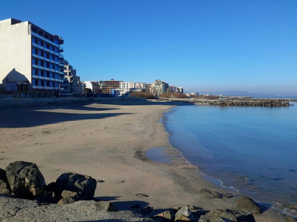 Айвазовский парк Apartment in Pomorie