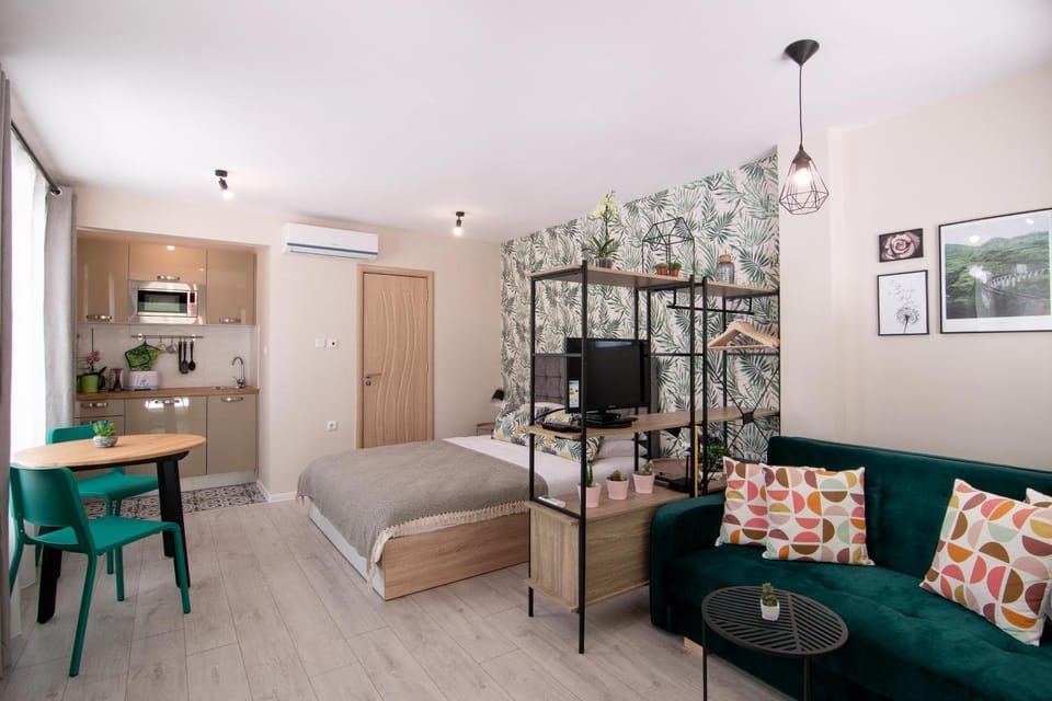 The Cozy Studio, Varna City Centre Apartment in Varna