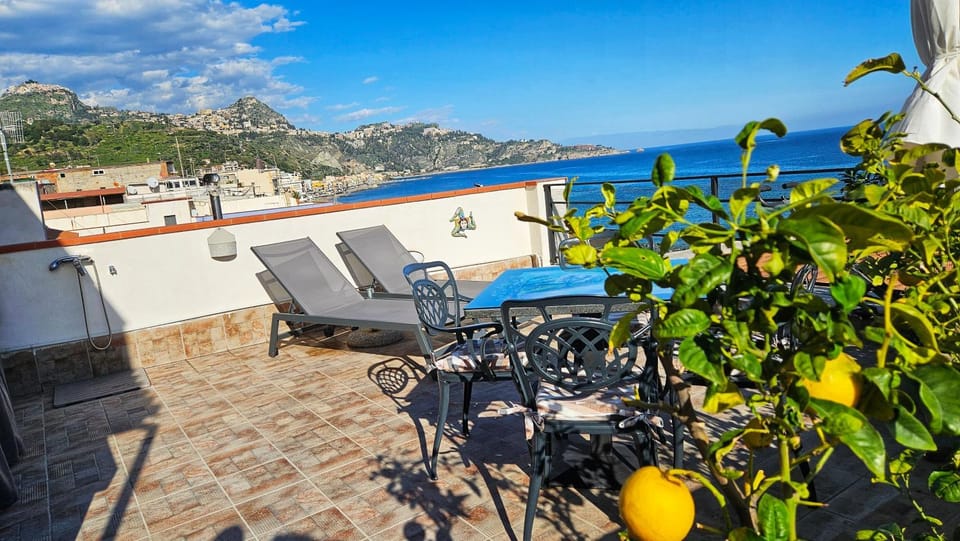 Panoramic Terrace Room Apartment in Naxos