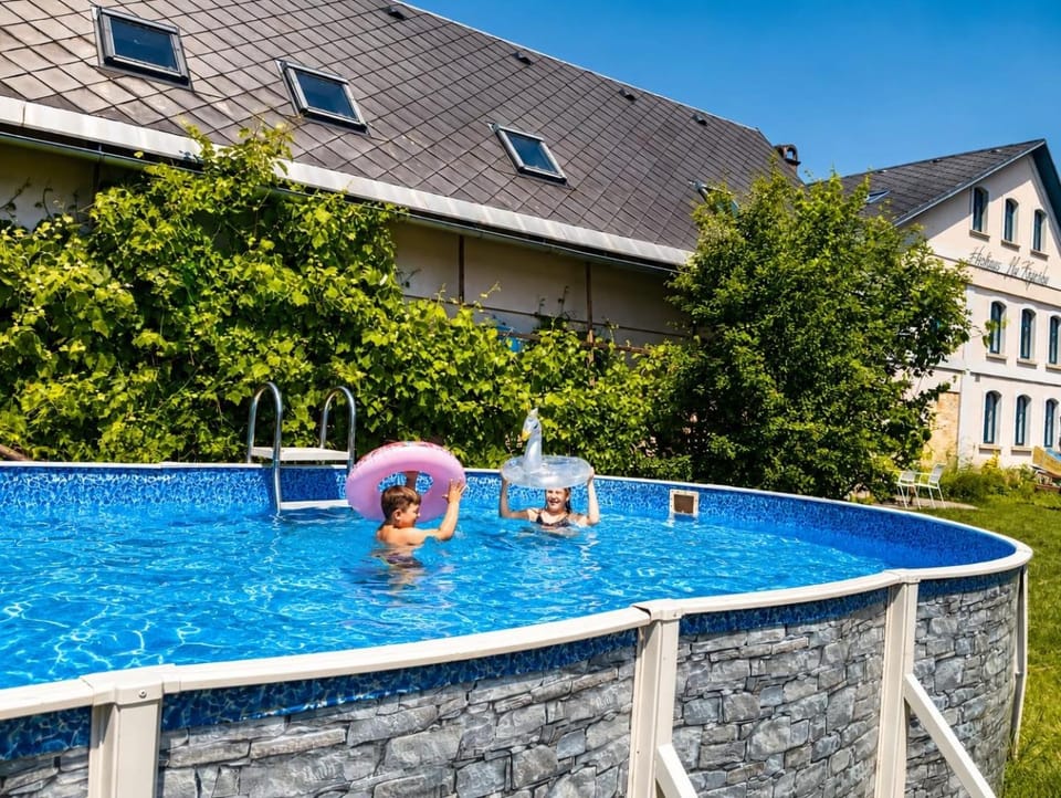 Pool view, Swimming pool, children