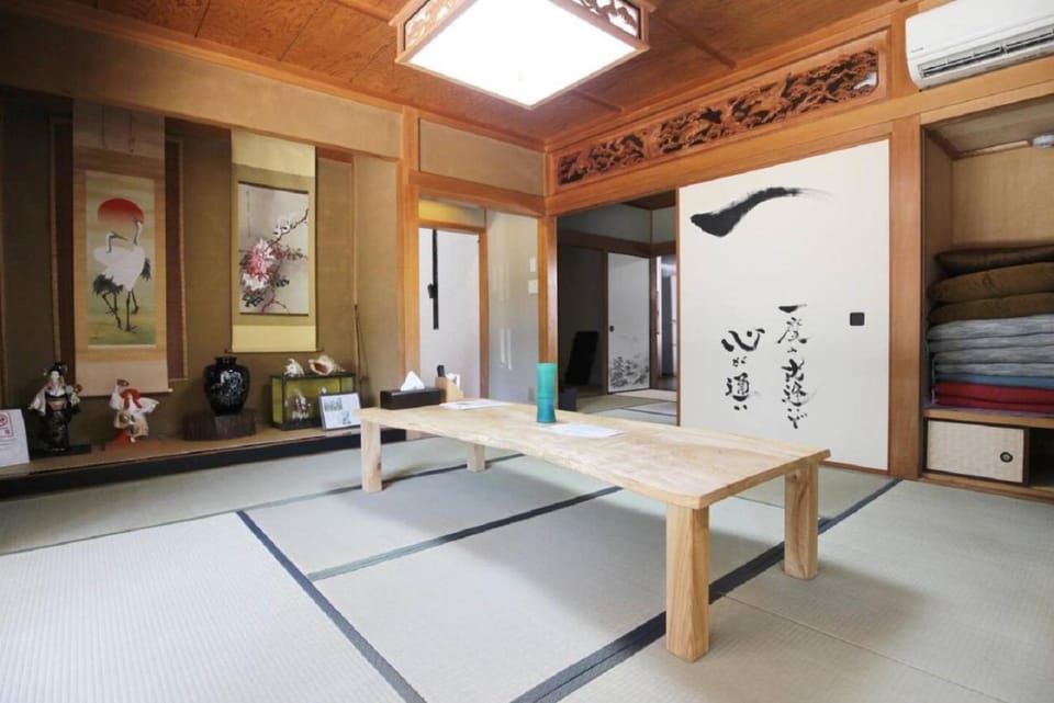 Yadokari Osaka House in Osaka Prefecture