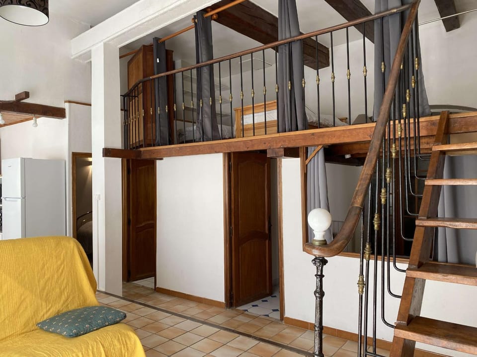 Appartement T3 au calme avec extérieur privatif, proche étang, tout équipé, 3 chambres. - FR-1-553-86 Apartment in Balaruc-les-Bains
